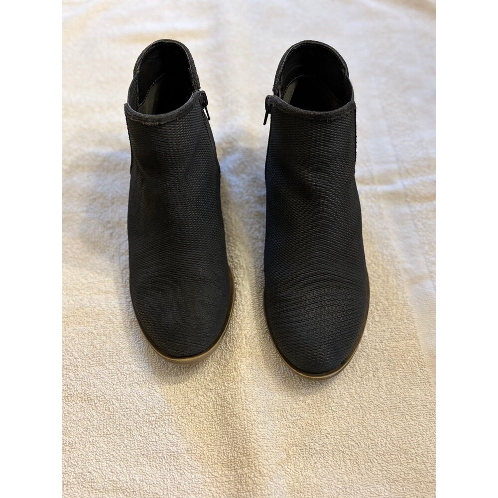 Kensie Women's charcoal gray ankle boots size 7M low heel side zip